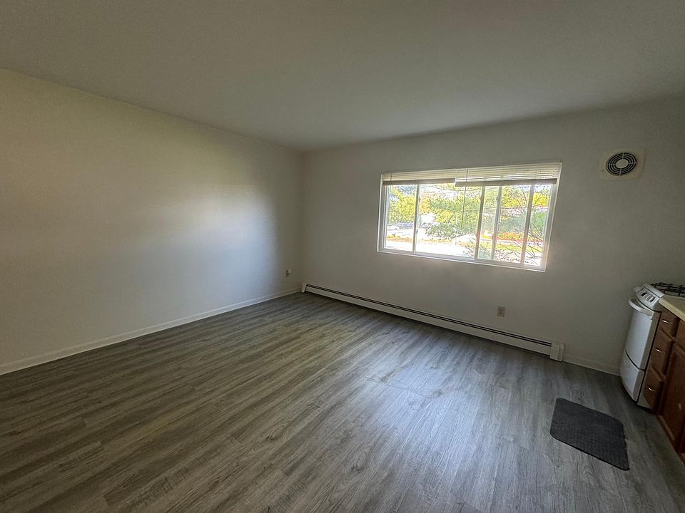 2nd image of 6166 S Packard Avenue # First Floor