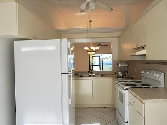 4th image of 5600 Park Rd #342
