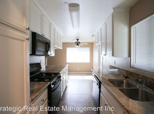 3832 E Ashcroft Ave, Fresno, CA 93726