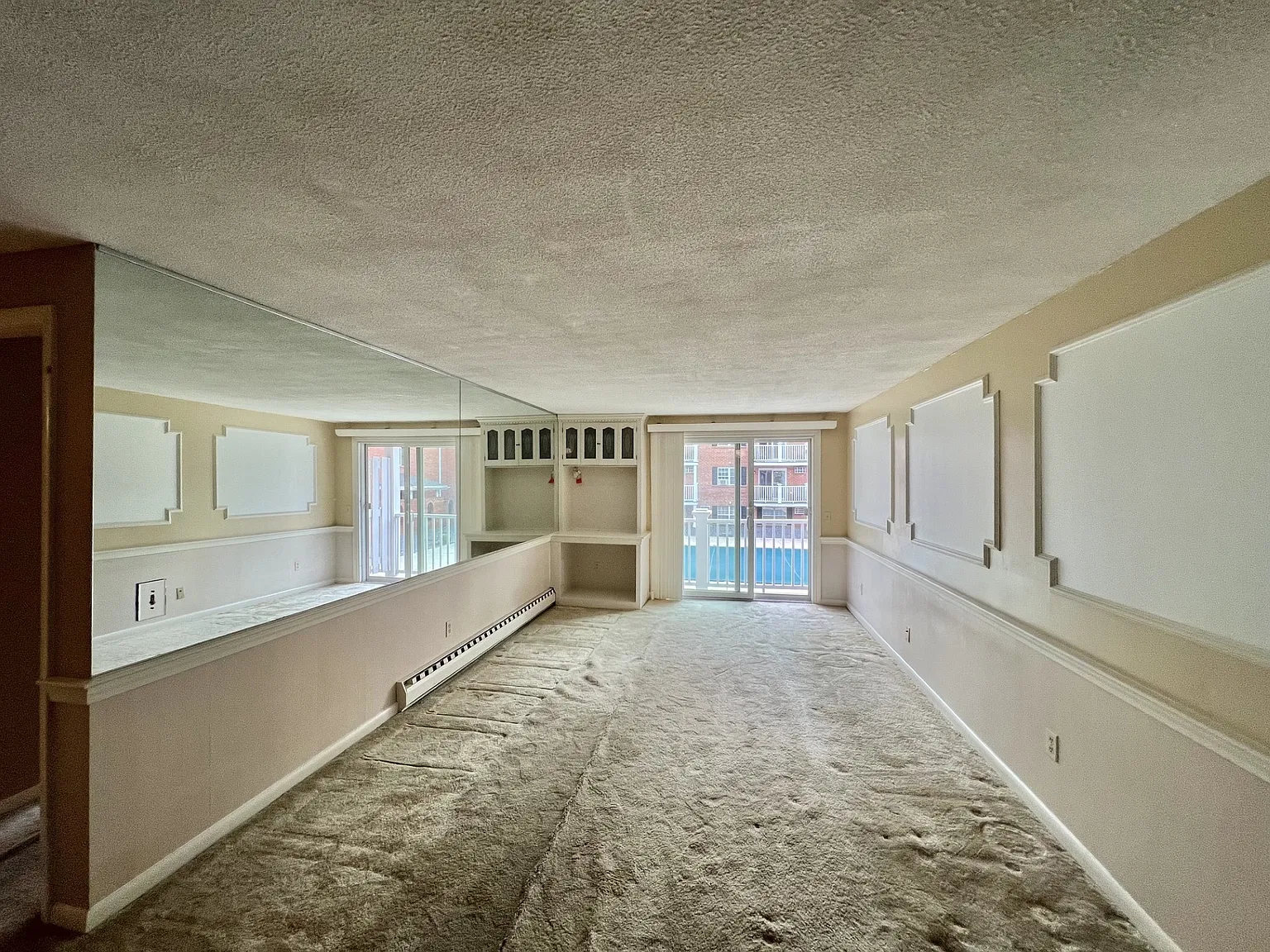 1 bed, 656 sqft, $2,000 — Photo 2