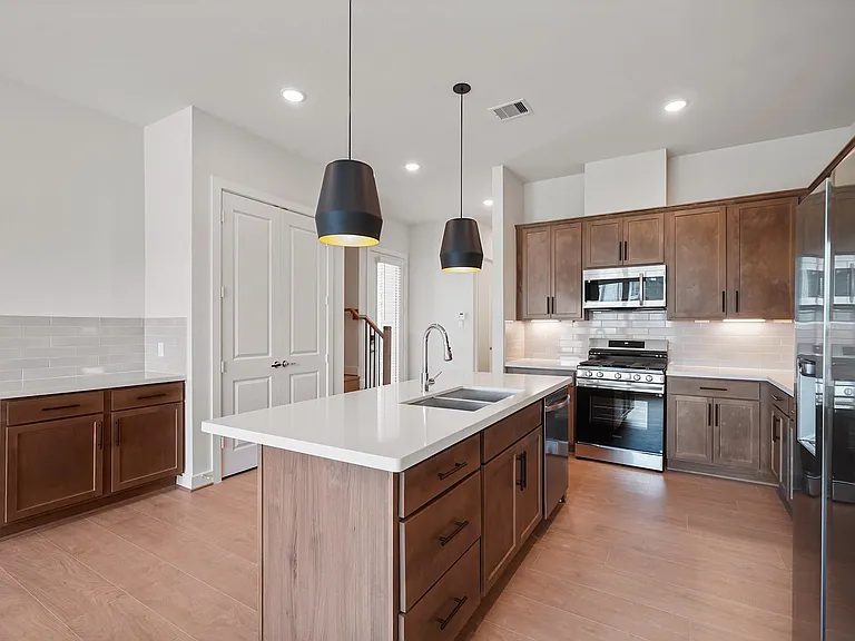 1518 Colonial Gorge Dr — Photo 9