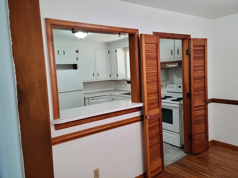 8010 Sycamore Ln — Photo 8