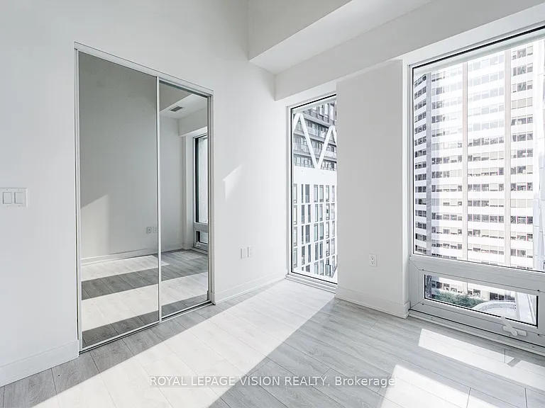 121 Saint Patrick St #1121 — Photo 19