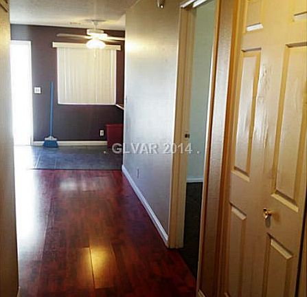 4th image of 1313 Kari Lee Ct APT B