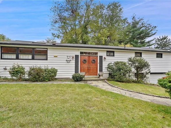 947 Barberry Road, Yorktown Heights, NY 10598