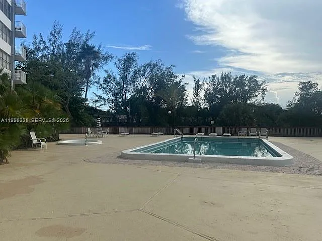 1300 NE Miami Gardens Dr #616E — Photo 8