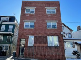 118 Oliver Ave #1R, Yonkers, NY 10701