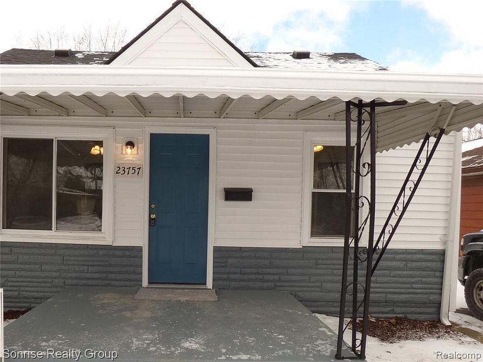 1st image of 23757 Melville Ave