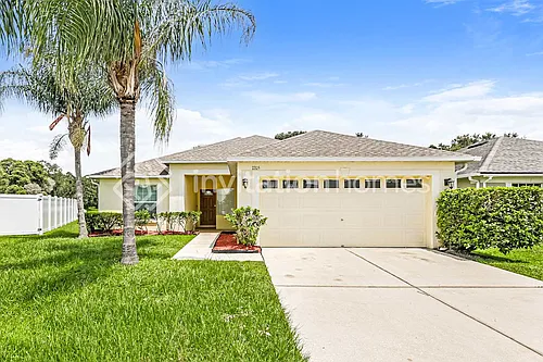 7205 Royal George Ct Photo 1