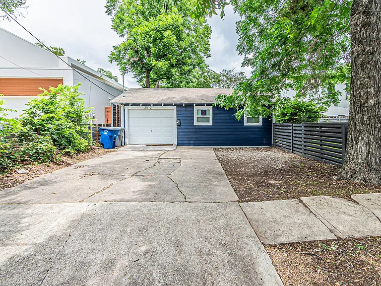 5301 Belmont Ave #2512 — Photo 7