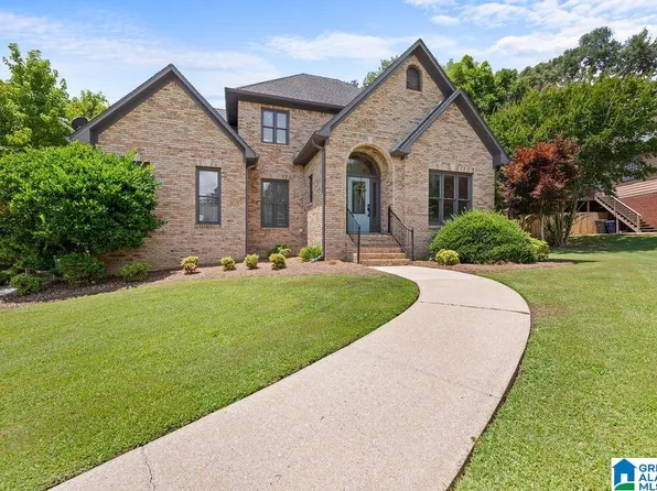 4420 Coach Dr, Trussville, AL 35173