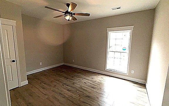 4th image of 254 Comstock Rd