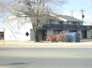 901 E 11th Ave APT 3, Hutchinson, KS 67501