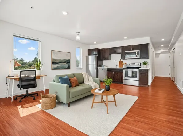 Blue Stone Apartments