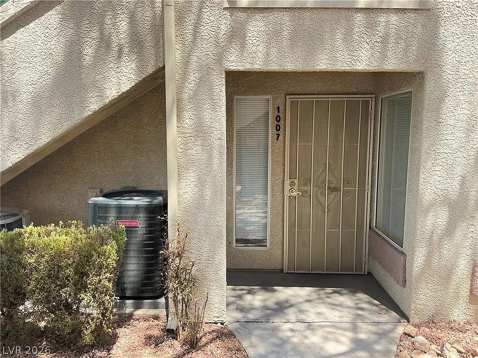 5710 E Tropicana Ave #1007