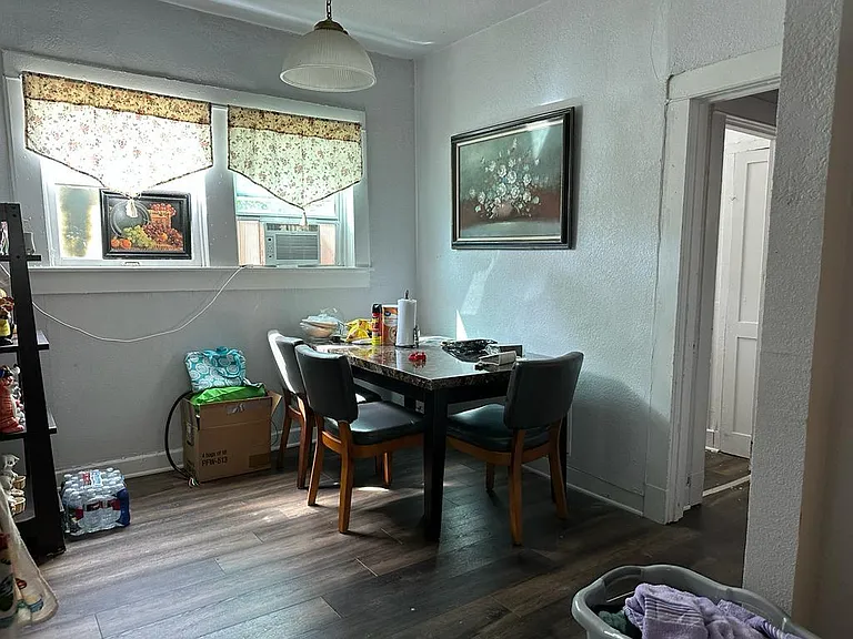 541 Hammond Ave #4 — Photo 3
