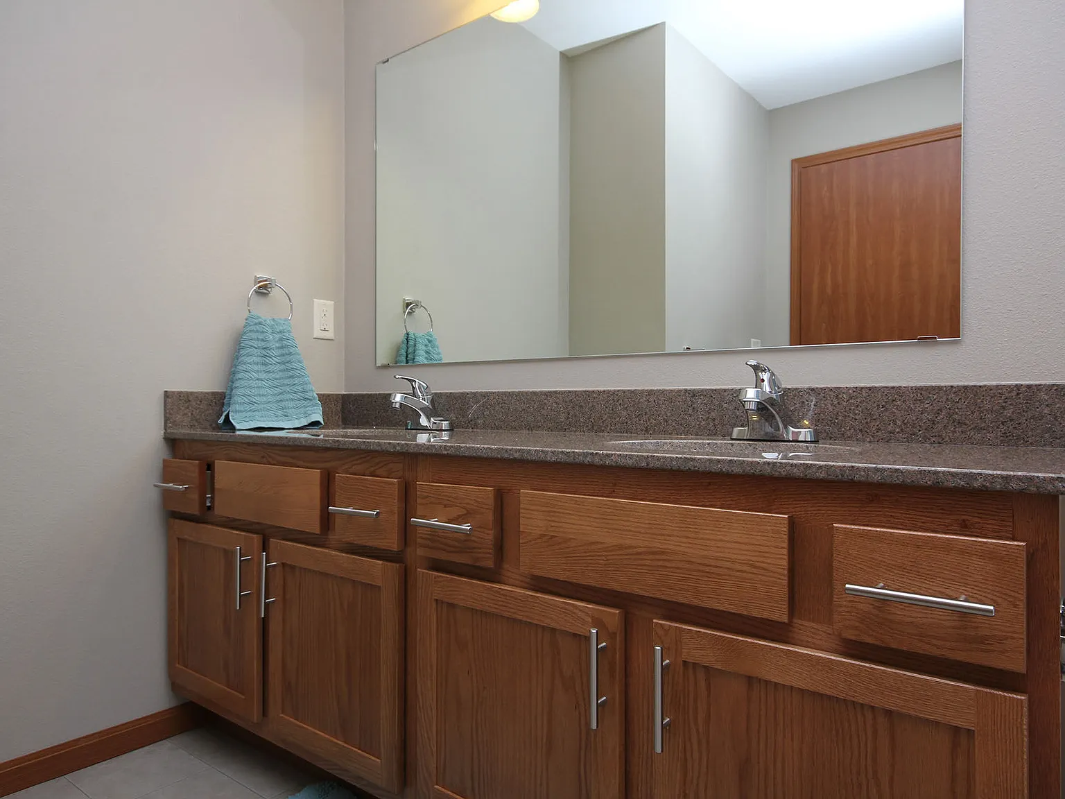 Parkview East — Photo 4