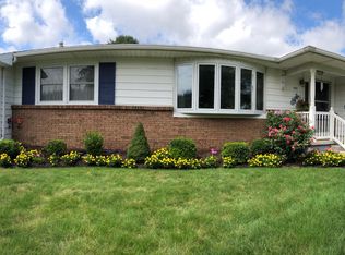 111 Presidential Dr, Horseheads, NY 14845