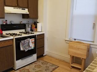 923 E 5th St #A, Duluth, MN 55805