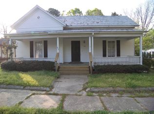 310 E Branch St, Spring Hope, NC 27882