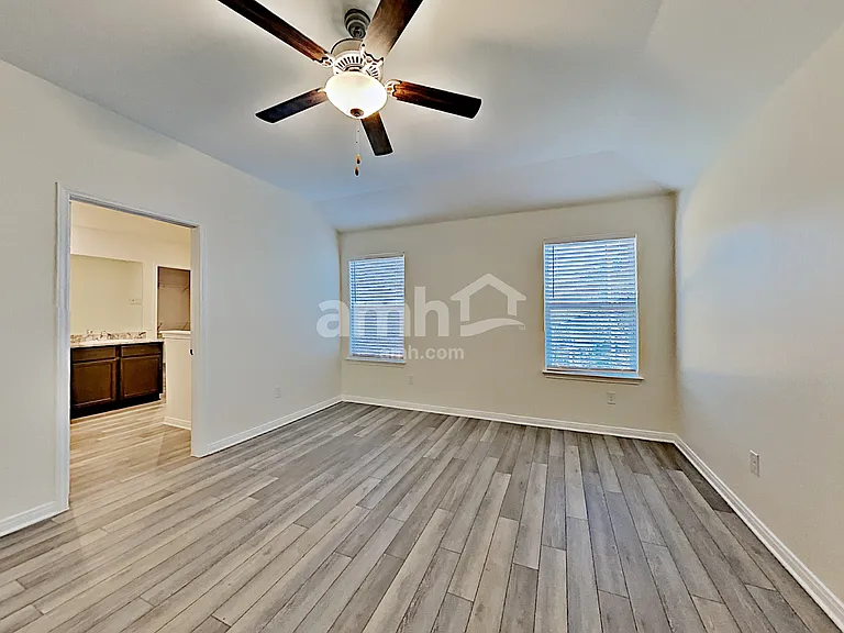 7926 Cactus Plum Dr — Photo 9