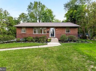 801 Pasadena Dr, Somerdale, NJ 08083