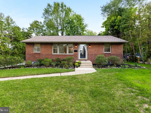 801 Pasadena Dr, Somerdale, NJ 08083