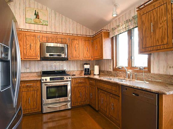 4th image of 11745 Brook Hill Dr