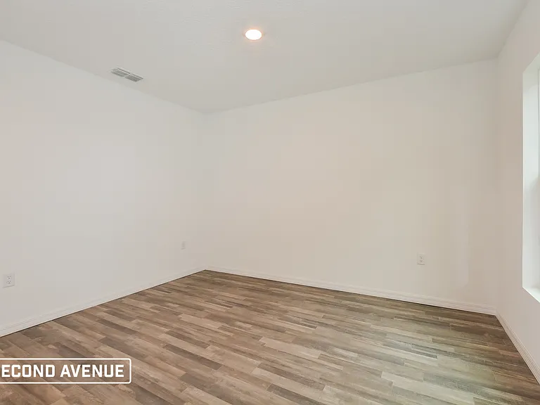 9779 N Langdon Rd — Photo 8