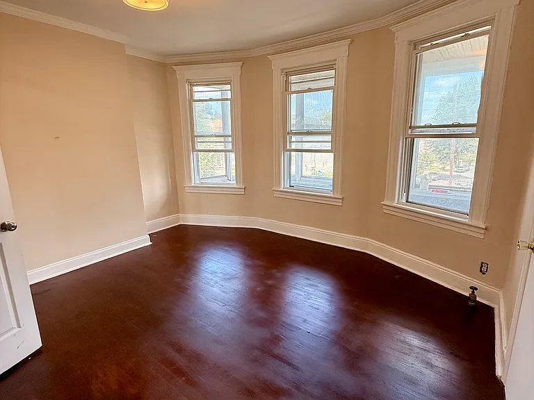 349 Highland Ave #2 — Photo 6