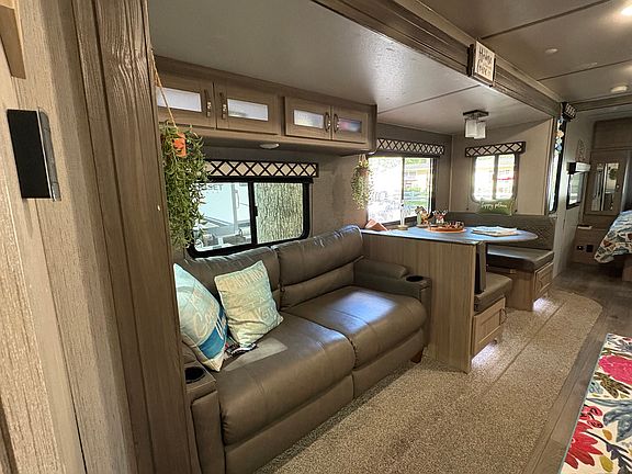 4th image of 25587 Dogwood Ln #T
