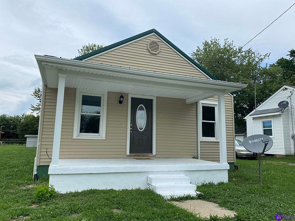 1st image of 205 E 4th St