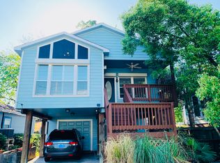 312 Queen Rd, Clear Lake Shores, TX 77565