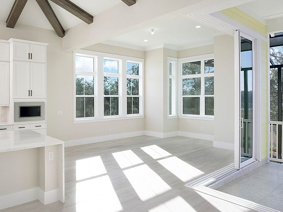 Grand Wayfarer Dining