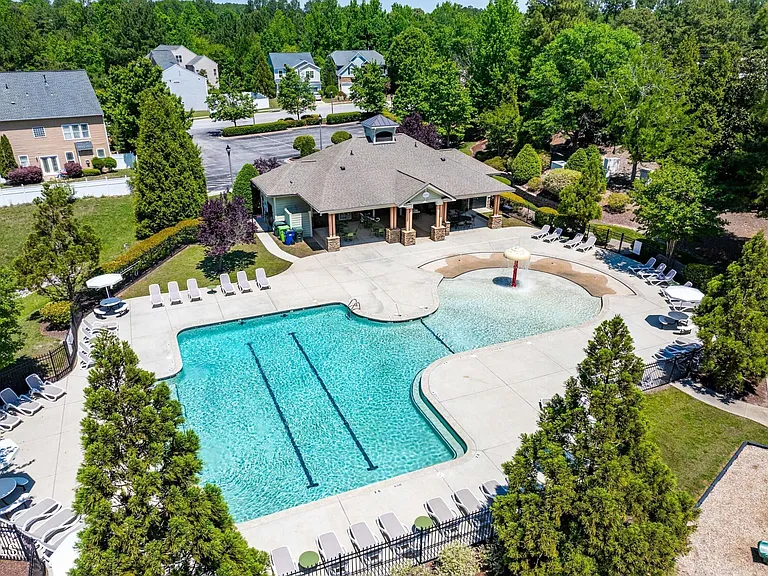 3920 Massey Pointe Ct — Photo 43