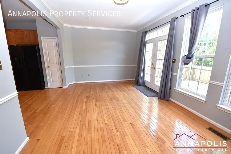 916 Glaze Ct — Photo 11