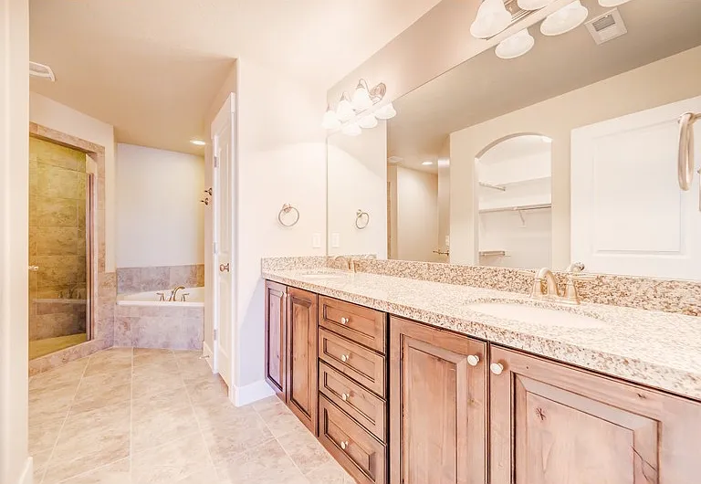 1155 S 225 E — Photo 21
