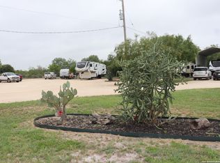 1574 Westward Trl, Uvalde, TX 78801