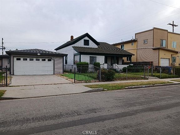 4th image of 940 W 78th St