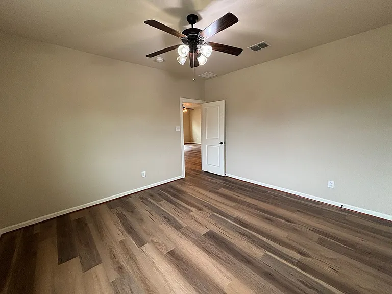 2908 N Umberland Dr — Photo 34