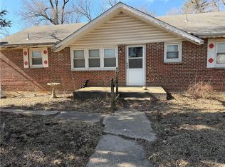 20 Johnson St, Buckner, MO 64016