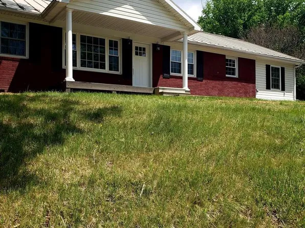 711 Rileyville Rd, Rileyville, VA 22650