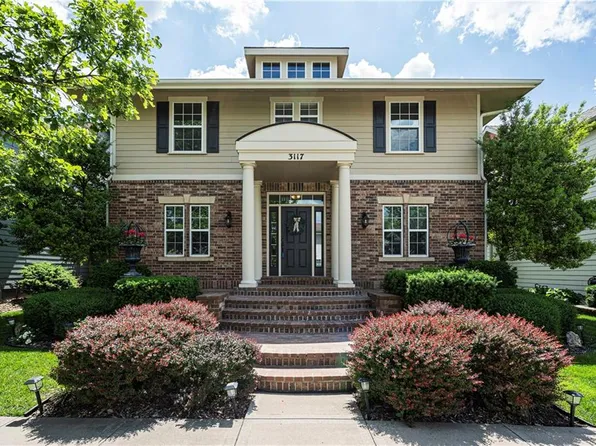 3117 SW Grandstand Cir, Lees Summit, MO 64081