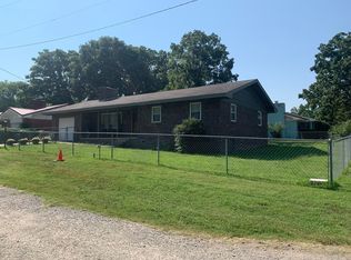 812 W Delaware St, Jay, OK 74346