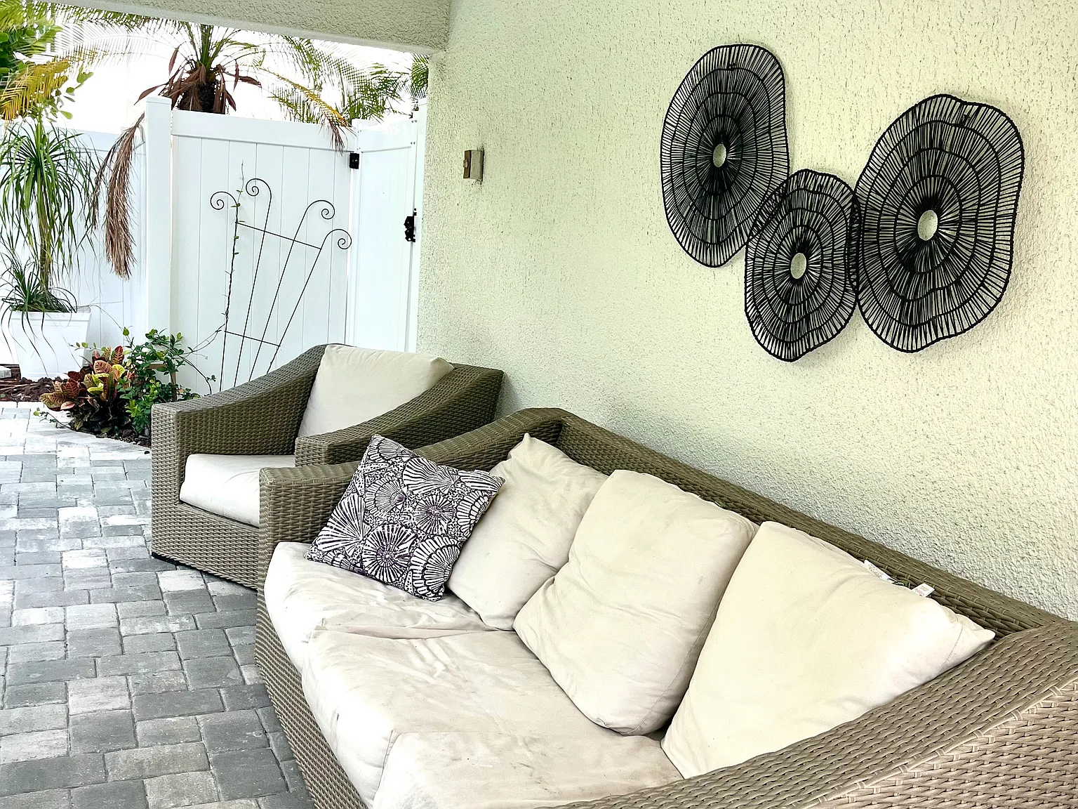 4 bed, 5.5 bath, 3774 sqft, $13,500 — Photo 4