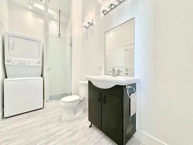 312 W 5th St #1117 — Photo 13