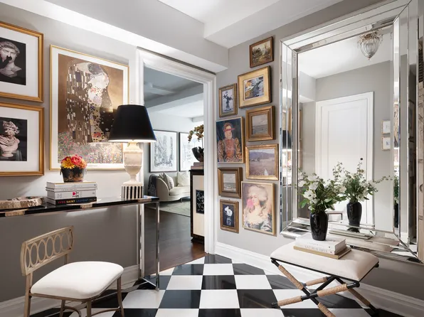 434 East 52nd Street image 1 of 6