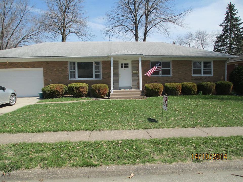 Nice Brick Ranch in convenient Davenport location. Close t