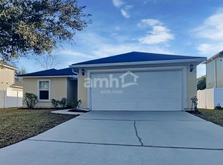 1927 River Rock Rd, Jacksonville, FL 32221