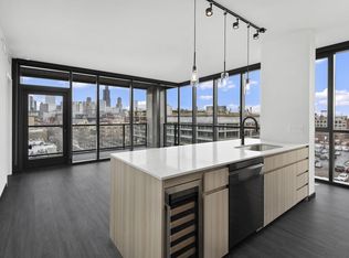 1301 W Washington Blvd #905, Chicago, IL 60607